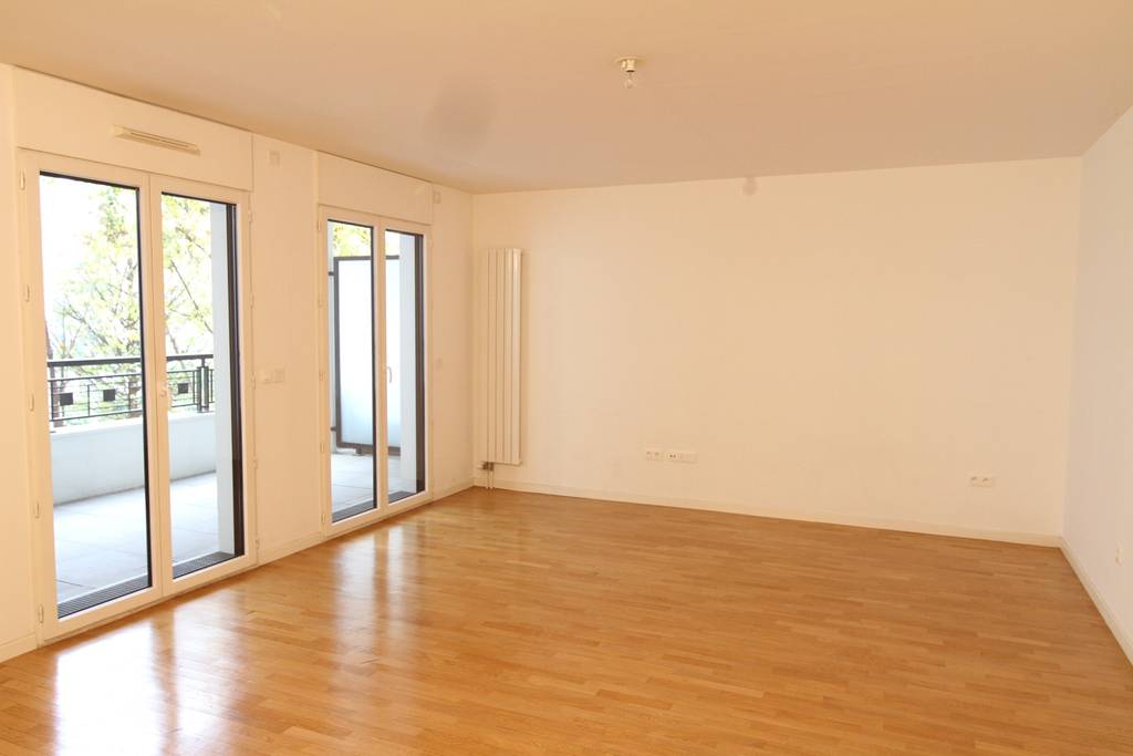 Suresnes 92e·55m²·apartment·No furniture[Paris Rental]